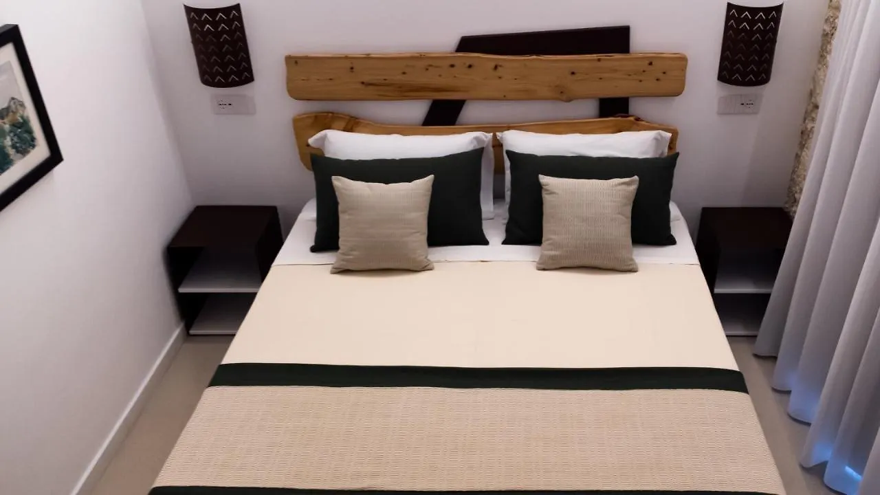 Hotel Kalista Cagliari 0*,  Italia